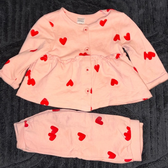 Carter's Other - Carter’s Baby Girl Pink Heart Set – 6M Long Sleeve Onesie + Pants 💖